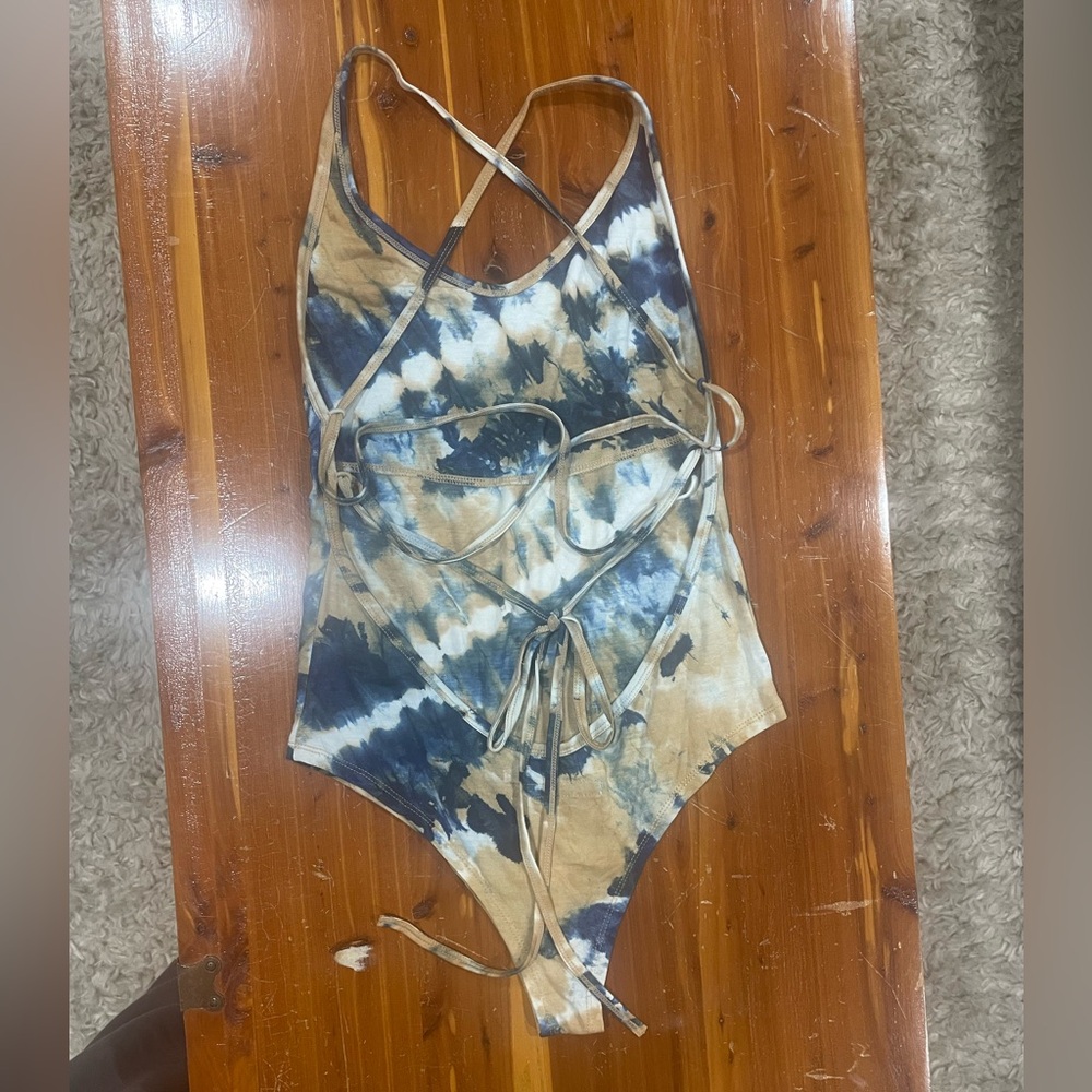Isabelle Moon Tangled Kiss Bodysuit Indigo Sunrise - Picture 2 of 5